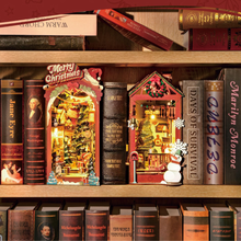 Rolife Book Nook | Christmas Street | DIY 3D Miniature Holiday Bookshelf Insert